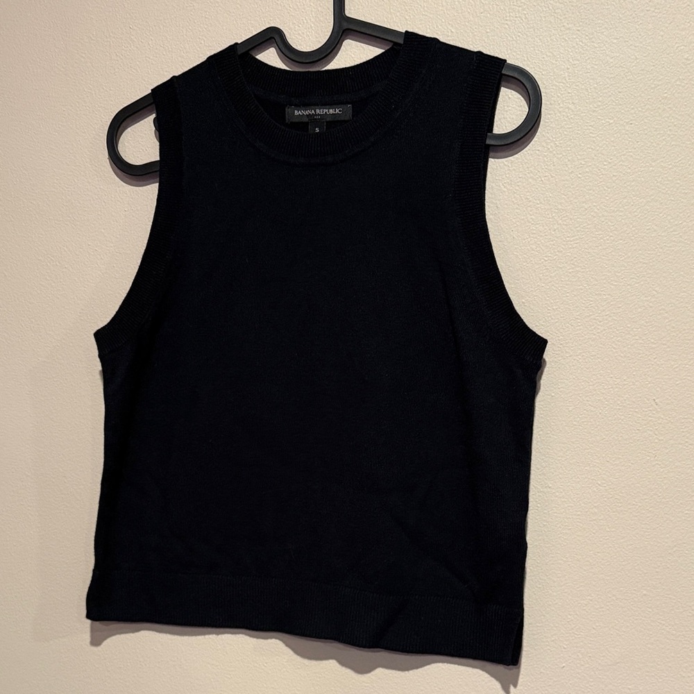 💜Banana Republic Sleeveless Black Vest/Tank Top Versatile Casual Minimalist cute - Picture 6 of 6